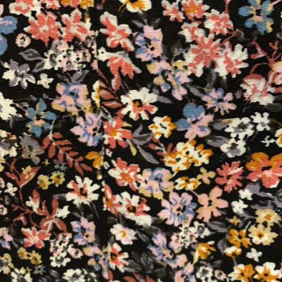 Fun Spring Dress - Picture 3 of 3